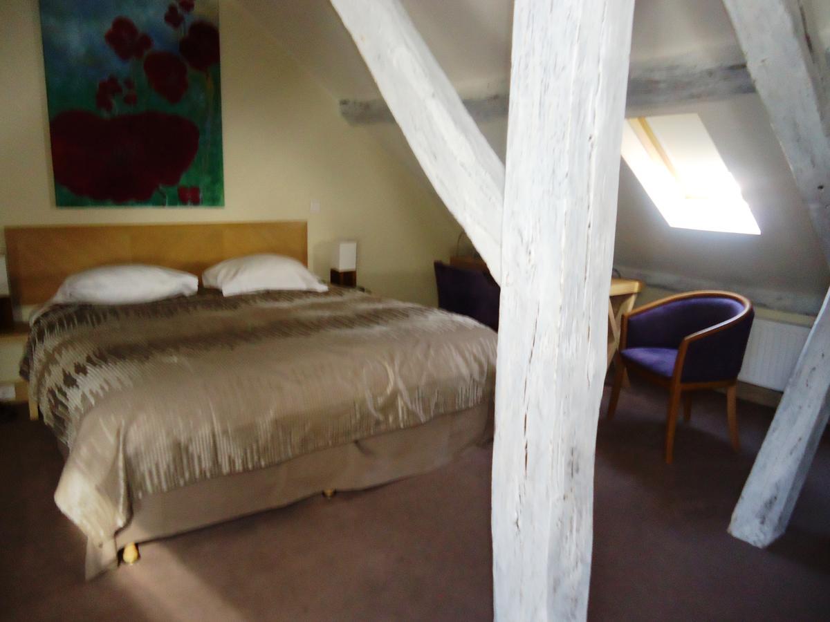 Hotel Le Parc Marly-le-Roi Rum bild